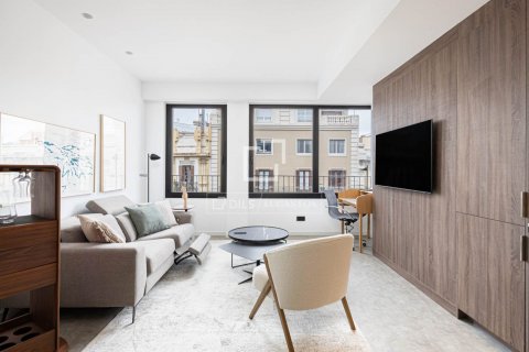 2 bedrooms apartment for sale in Barcelona, Catalonia, Spain № 8718 - photo 6