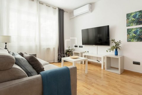 2 bedrooms apartment for sale in Barcelona, Catalonia, Spain № 8564 - photo 3