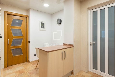 2 bedrooms apartment for sale in Barcelona, Catalonia, Spain № 8564 - photo 14