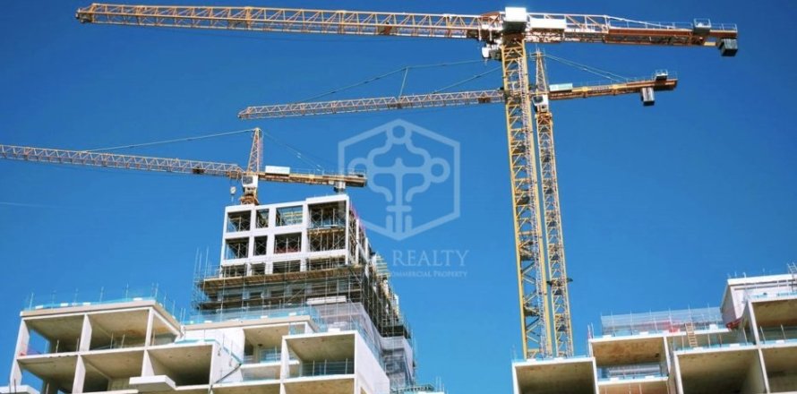 180 bedrooms commercial property for sale in Barcelona, Catalonia, Spain № 1114