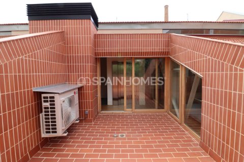 2 bedrooms villa for sale in Barcelona, Catalonia, Spain № 1109 - photo 15