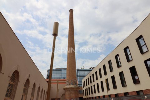 2 bedrooms villa for sale in Barcelona, Catalonia, Spain № 1109 - photo 2