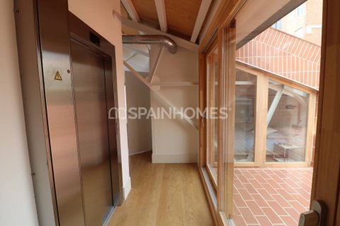 2 bedrooms villa for sale in Barcelona, Catalonia, Spain № 1109 - photo 18
