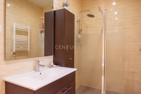 Купить дом в Кальдес-де-Монтбуи, Испания с 5 спален, 251м², № 7012 - фото 30
