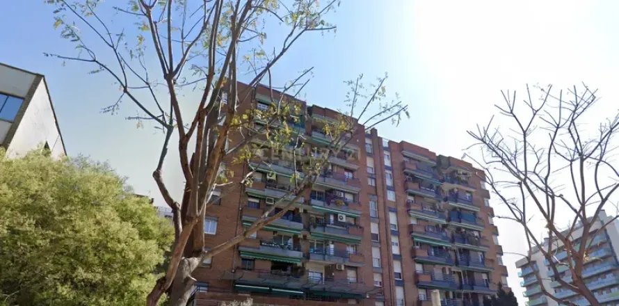 98 sq.m. retail store for sale in Esplugues de Llobregat, Barcelona, Catalonia, Spain № 7007