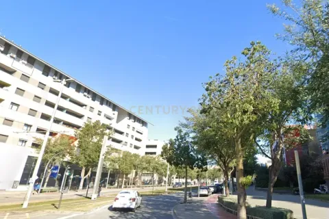98 sq.m. retail store for sale in Esplugues de Llobregat, Barcelona, Catalonia, Spain № 7007 - photo 2