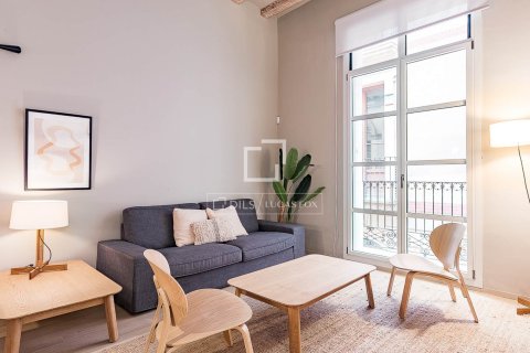 4 bedrooms apartment for sale in Barcelona, Catalonia, Spain № 6611 - photo 2