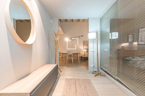 4 bedrooms apartment for sale in Barcelona, Catalonia, Spain № 6611 - photo 4
