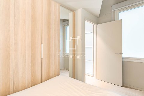4 bedrooms apartment for sale in Barcelona, Catalonia, Spain № 6611 - photo 9