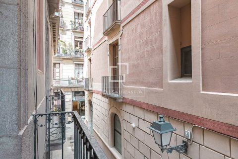 4 bedrooms apartment for sale in Barcelona, Catalonia, Spain № 6611 - photo 16