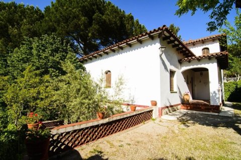 Villa de 13 dormitorios en venta en Barcelona, Cataluña, Spain № 948 - foto 5