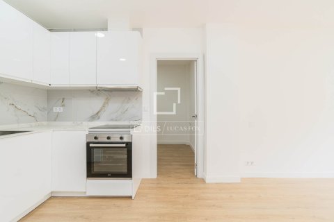 3 bedrooms apartment for sale in Barcelona, Catalonia, Spain № 6289 - photo 4