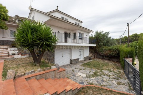 4 bedrooms house for sale in Bigues i Riells, Barcelona, Catalonia, Spain № 9005 - photo 3