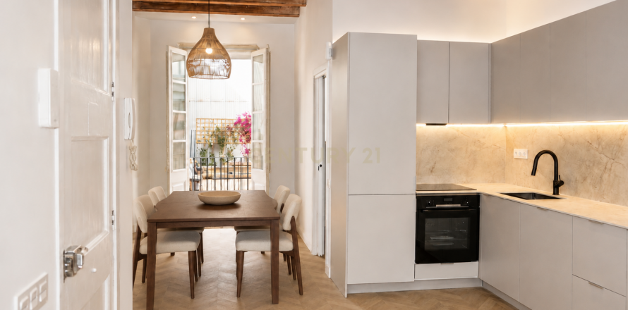 2 bedrooms apartment for sale in Barcelona, Catalonia, Spain № 9002