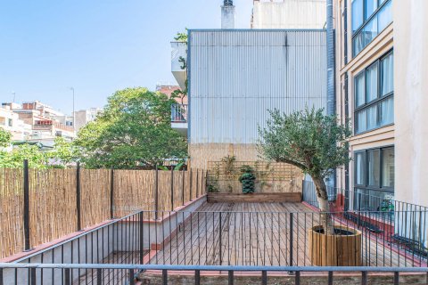 2 bedrooms apartment for sale in Barcelona, Catalonia, Spain № 9002 - photo 10