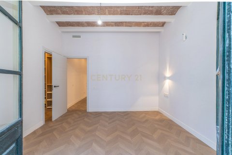 2 bedrooms apartment for sale in Barcelona, Catalonia, Spain № 9002 - photo 14