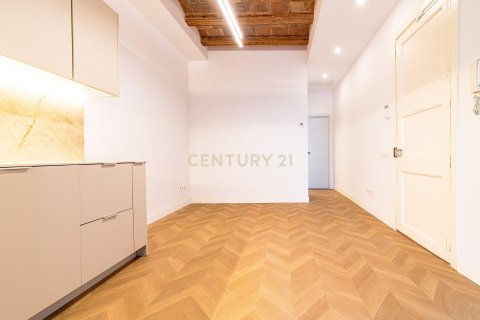 2 bedrooms apartment for sale in Barcelona, Catalonia, Spain № 9002 - photo 8