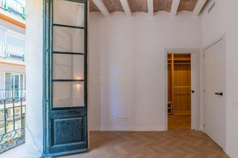 2 bedrooms apartment for sale in Barcelona, Catalonia, Spain № 9002 - photo 9