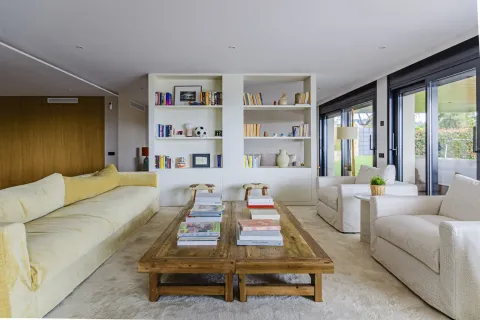 5 chambres house à vendre à Barcelona, Catalonia, Spain № 1605 - photo 5