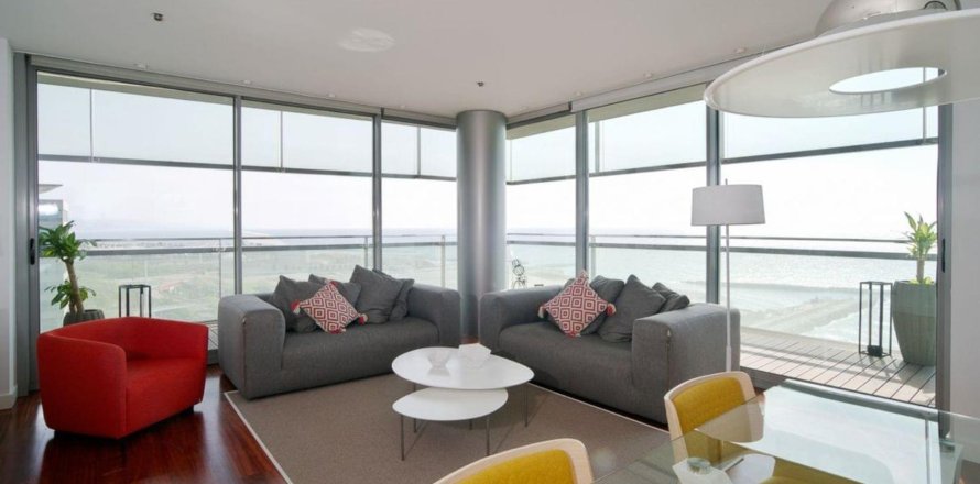 3 bedrooms apartment for sale in Promocion Illa del Mar Barcelona, Catalonia, Spain № 3394