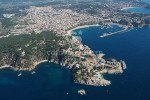 2522 sq.m. land plot for sale in Sant Feliu de Guixols, Girona, Catalonia, Spain № 6063 - photo 3