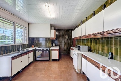 Купить дом в Кабрильс, Испания с 4 спальни, 350м², № 7555 - фото 21