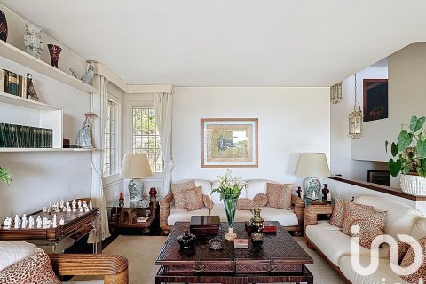 Купить дом в Кабрильс, Испания с 4 спальни, 350м², № 7555 - фото 11