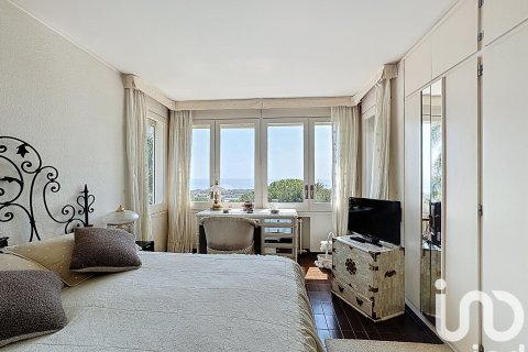 Купить дом в Кабрильс, Испания с 4 спальни, 350м², № 7555 - фото 24
