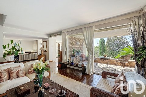 Купить дом в Кабрильс, Испания с 4 спальни, 350м², № 7555 - фото 13