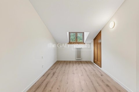 Сasa de 3 dormitorios en alquiler en Principado De Andorra (Ninguna Poblacion Tiene C.P.), Lérida, Cataluña, Spain № 7694 - foto 30
