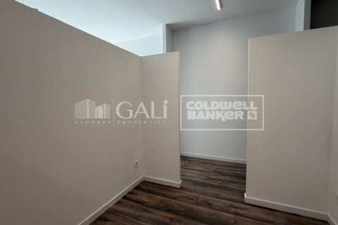 112 sq.m. office for rent in Principado De Andorra (Ninguna Poblacion Tiene C.P.), Lleida, Catalonia, Spain № 7692 - photo 4