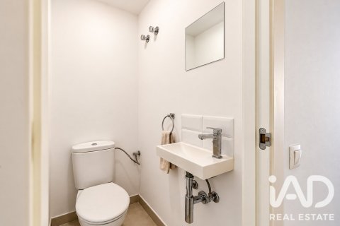 Ático de 3 dormitorios en venta en Barcelona, Cataluña, Spain № 8982 - foto 30