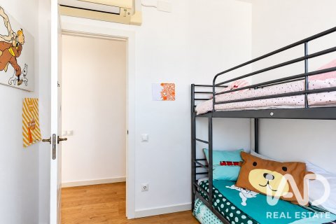 Ático de 3 dormitorios en venta en Barcelona, Cataluña, Spain № 8982 - foto 27