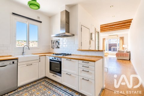 Ático de 3 dormitorios en venta en Barcelona, Cataluña, Spain № 8982 - foto 22