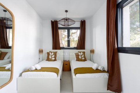 Купить виллу в Аренис де Мунт, Испания с 7 спален, 346м², № 4057 - фото 21