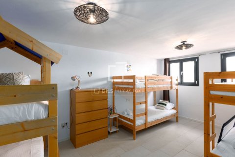 Купить виллу в Аренис де Мунт, Испания с 7 спален, 346м², № 4057 - фото 22
