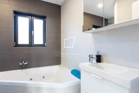 Купить виллу в Аренис де Мунт, Испания с 7 спален, 346м², № 4057 - фото 28