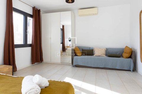 Купить виллу в Аренис де Мунт, Испания с 7 спален, 346м², № 4057 - фото 17