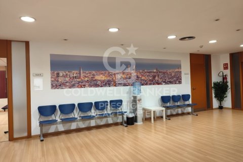 office for sale in Barcelona, Catalonia, Spain № 5723 - photo 2