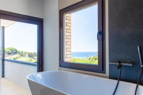 4 bedrooms house for sale in Arenys de Mar, Barcelona, Catalonia, Spain № 1341 - photo 28