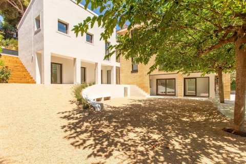 4 bedrooms house for sale in Arenys de Mar, Barcelona, Catalonia, Spain № 1341 - photo 20