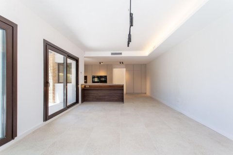 4 bedrooms house for sale in Arenys de Mar, Barcelona, Catalonia, Spain № 1341 - photo 13