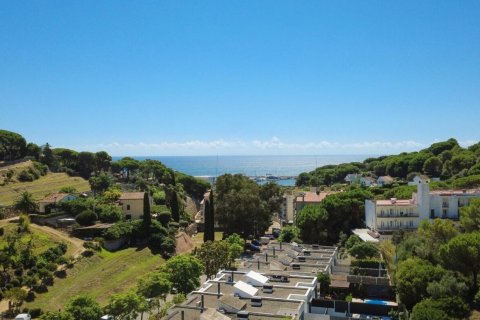 4 bedrooms house for sale in Arenys de Mar, Barcelona, Catalonia, Spain № 1341 - photo 3