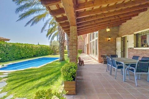 5 bedrooms house for sale in Sant Pol de Mar, Barcelona, Catalonia, Spain № 1340 - photo 4