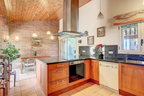 5 bedrooms house for sale in Sant Pol de Mar, Barcelona, Catalonia, Spain № 1340 - photo 14