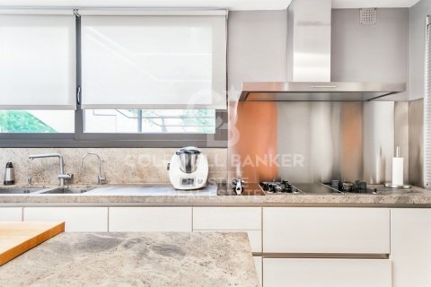 Купить дом в Эсплугес-де-Льобрегат, Испания с 4 спальни, 452м², № 5791 - фото 14