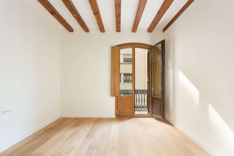 3 bedrooms apartment for sale in Barcelona, Catalonia, Spain № 1707 - photo 10