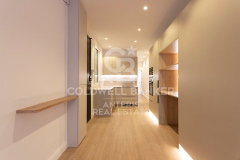 2 bedrooms apartment for sale in Barcelona, Catalonia, Spain № 5308 - photo 13
