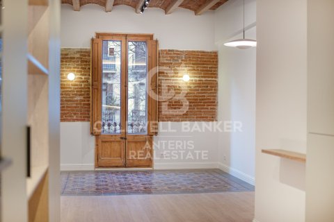 2 bedrooms apartment for sale in Barcelona, Catalonia, Spain № 5308 - photo 9