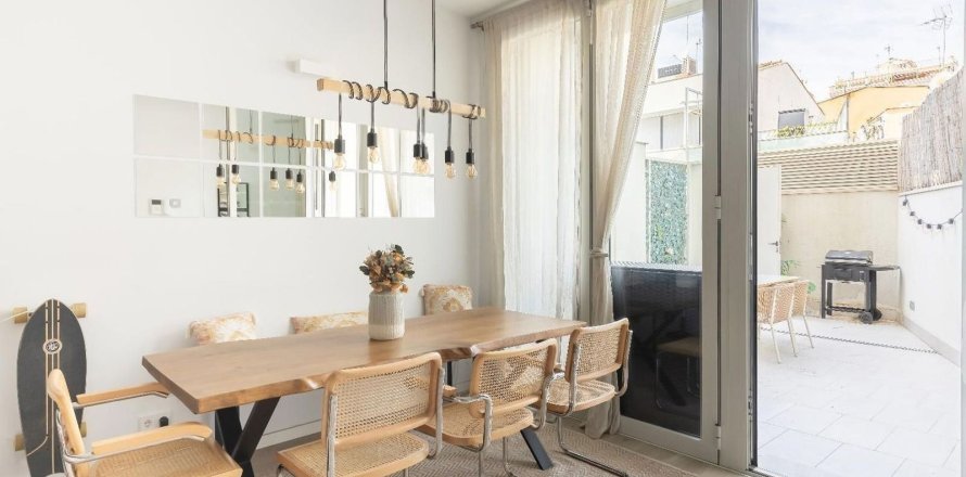 1 bedroom apartment for sale in Barcelona, Catalonia, Spain № 8135